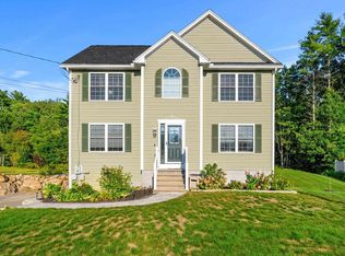 46 Hilbren Rd, Weare, NH 03281