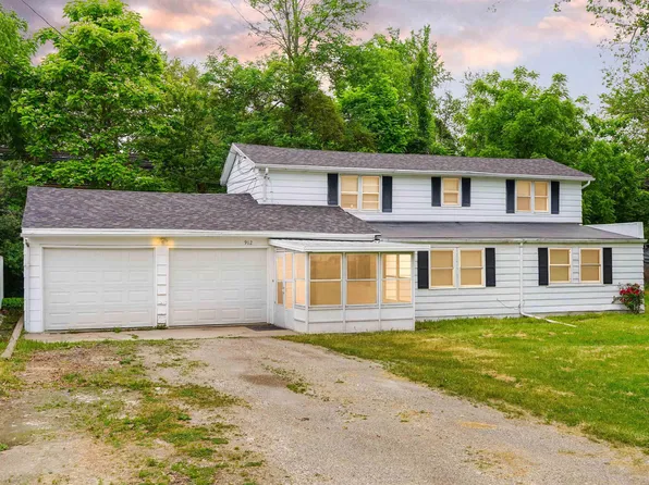 912 W Winona Ave, Warsaw, IN 46580