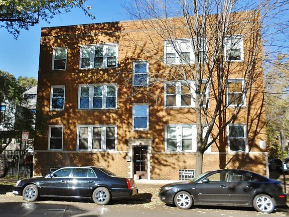 2nd image of 3804 N Marshfield Ave