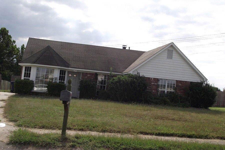 1st image of 6273 Oak Run Dr W