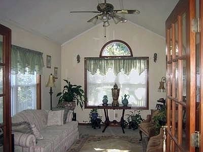 4th image of 745 Fawn Creek St