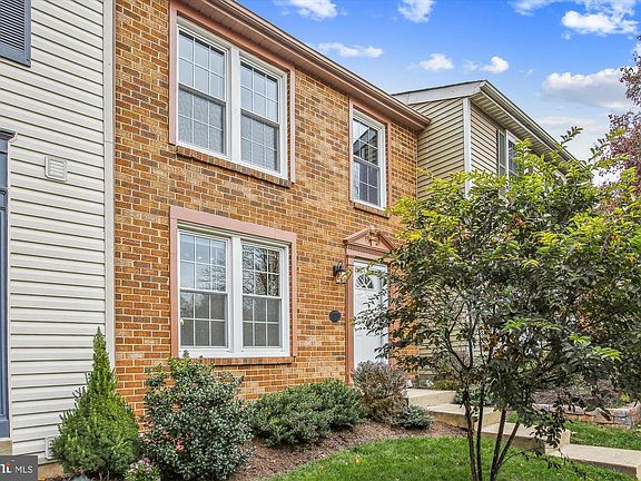 3rd image of 5519 Whitfield Ct