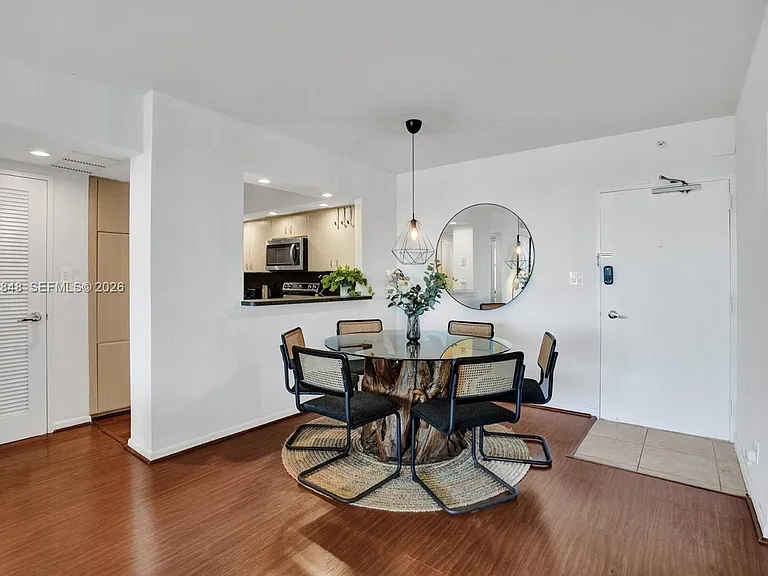 5600 Collins Ave #5R — Photo 17