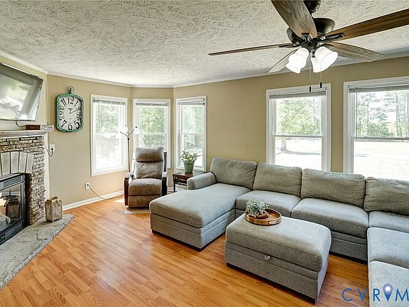 3rd image of 6386 Old Buckingham Rd