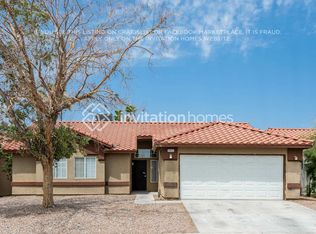 5823 Berry Hill Ln, North Las Vegas, NV 89031