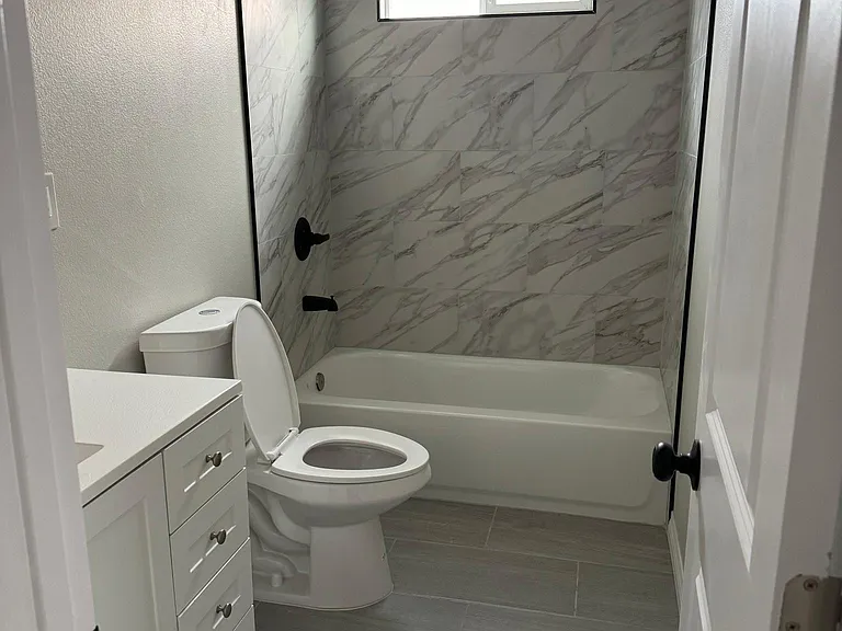 3624 Walnut St #1 — Photo 5