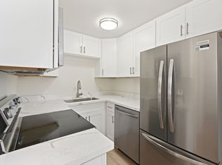 901 N 71st St #0, Seattle, WA 98103