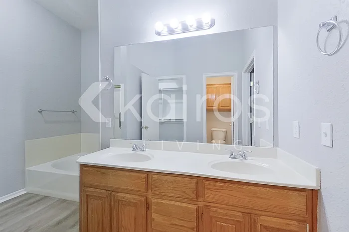 408 Coalbrook Dr — Photo 8