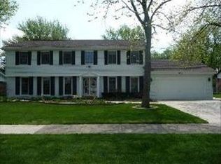 3131 Concord Ct, Northbrook, IL 60062