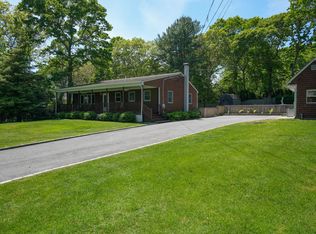 719 Springs Fireplace Rd, East Hampton, NY 11937