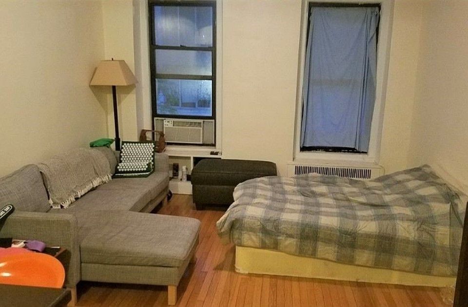 1st image of 205 E 73rd St #18