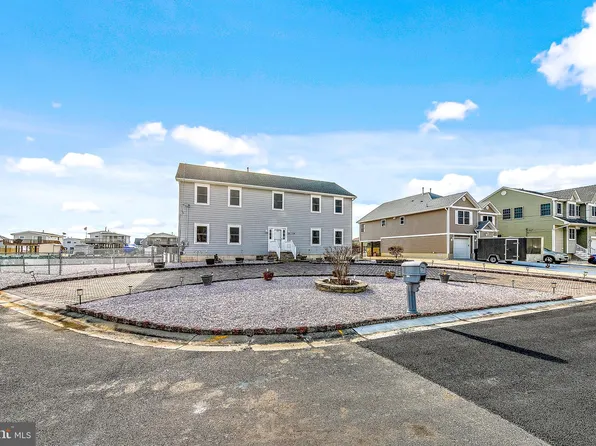 128 E Delaware Dr, Little Egg Harbor, NJ 08087