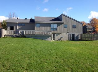 91 Meaney Cir, Oswego, NY 13126