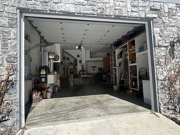 3rd image of 833 Talmadge Rd