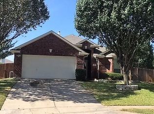 204 Foreston Dr, Roanoke, TX 76262