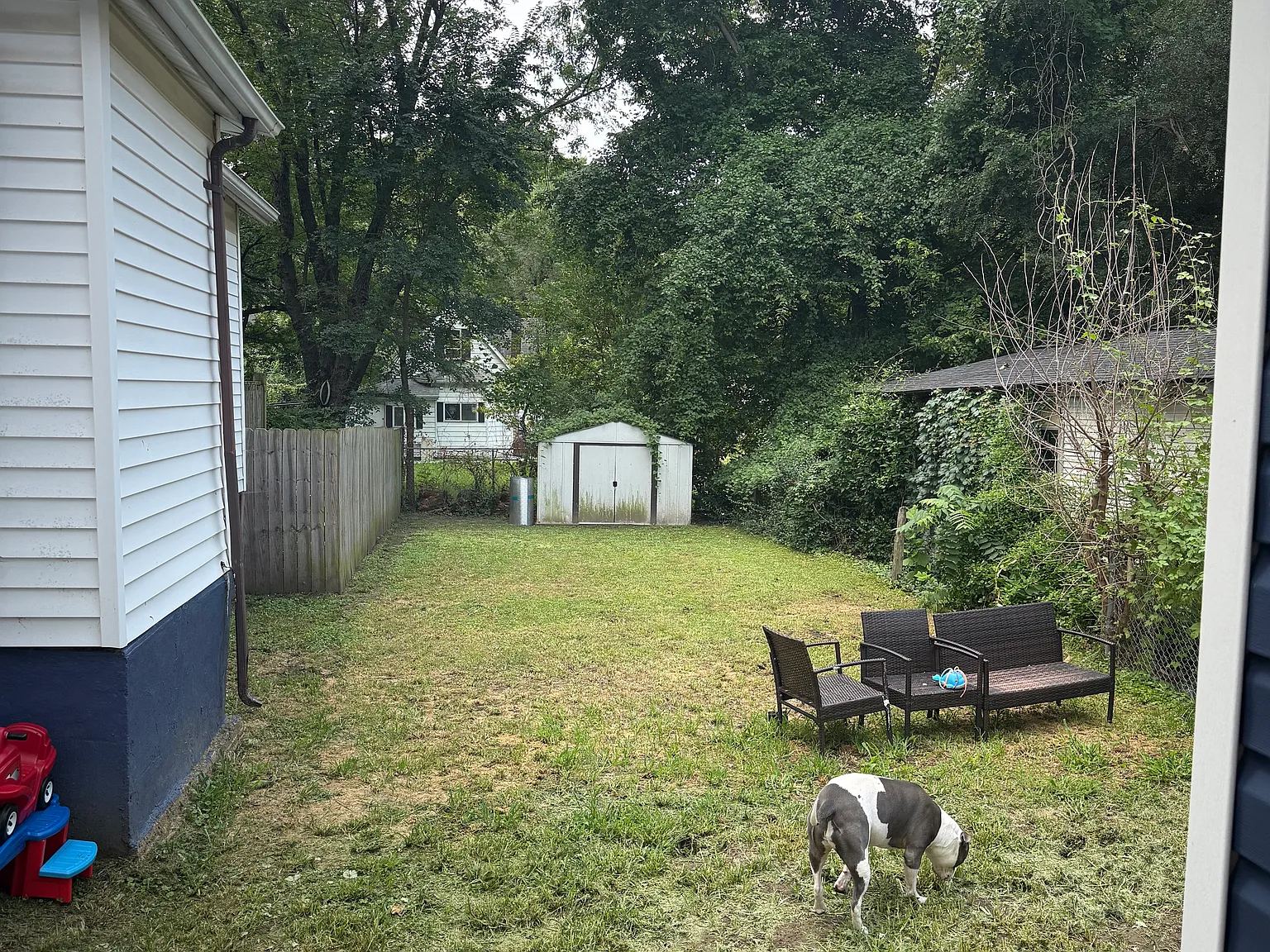 3 bed, 2.5 bath, 1864 sqft, $2,100 — Photo 3