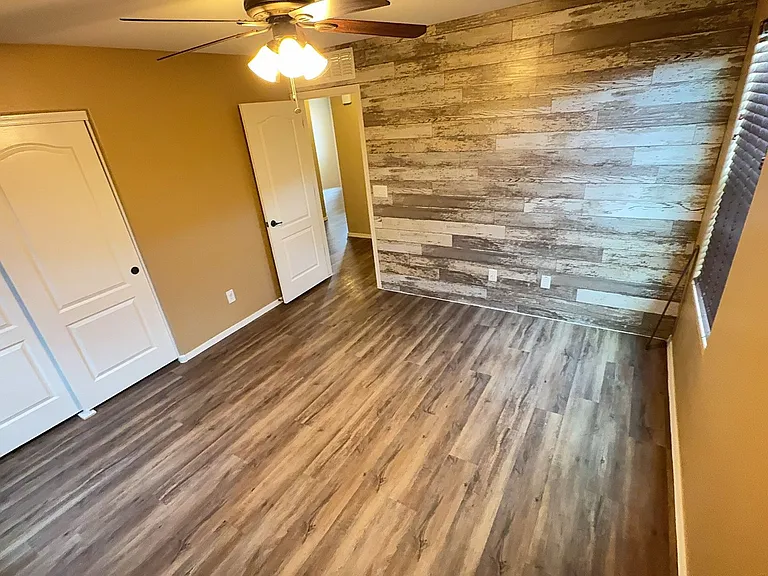 3458 E Merrill Ave — Photo 34