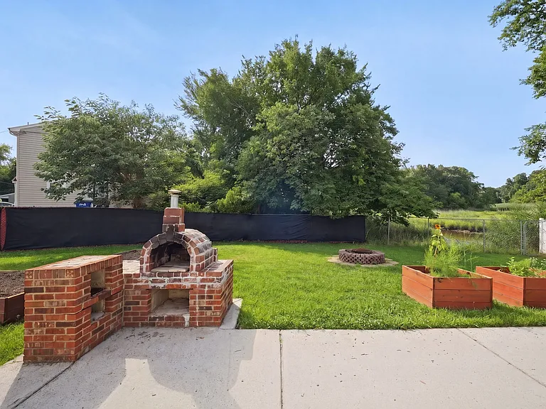 2504 Tait Ct — Photo 6