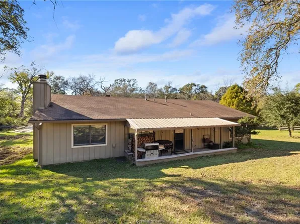 10072 Riley Green Rd, Franklin, TX 77856