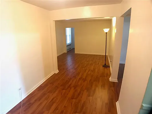 Sold by Remax Edge | media 26