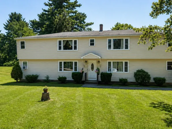21-23 Quinebaug Rd #21-2R, Dudley, MA 01571