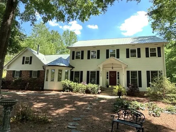 7635 Nesbit Ferry Rd, Sandy Springs, GA 30350