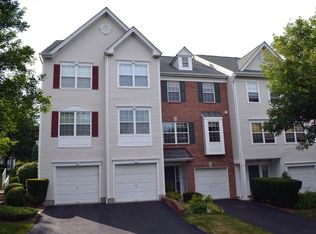 5 Knox Ct, Basking Ridge, NJ 07920