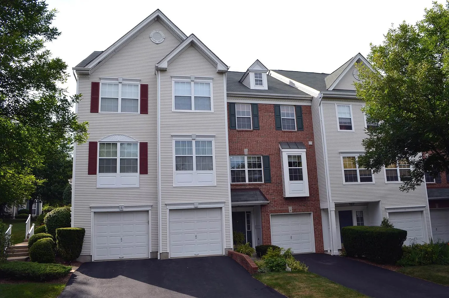 5 Knox Ct photo 1
