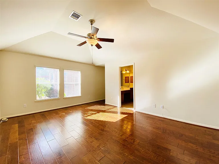 17222 Dark Cavern Ct — Photo 6