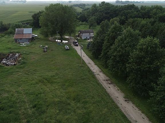 3rd image of 783 County Road 15