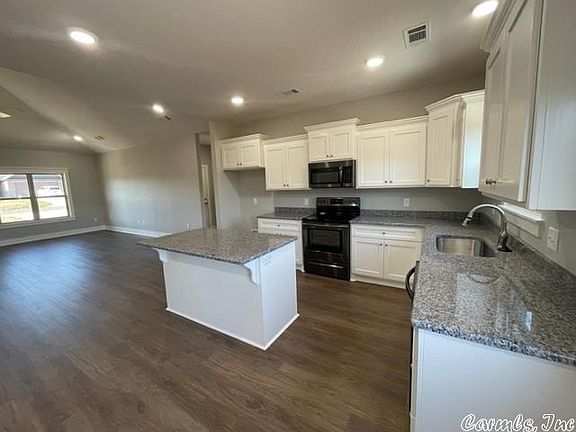2nd image of 14 Marthas Field Dr