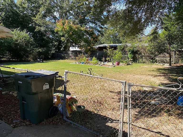 10 Ivanhoe Ave — Photo 19