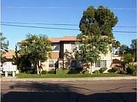 1st image of 1025 Estes St Unit 3