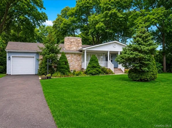 170 Division Avenue, Blue Point, NY 11715