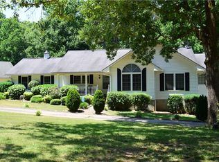 314 Arphenia Dr, West Union, SC 29696