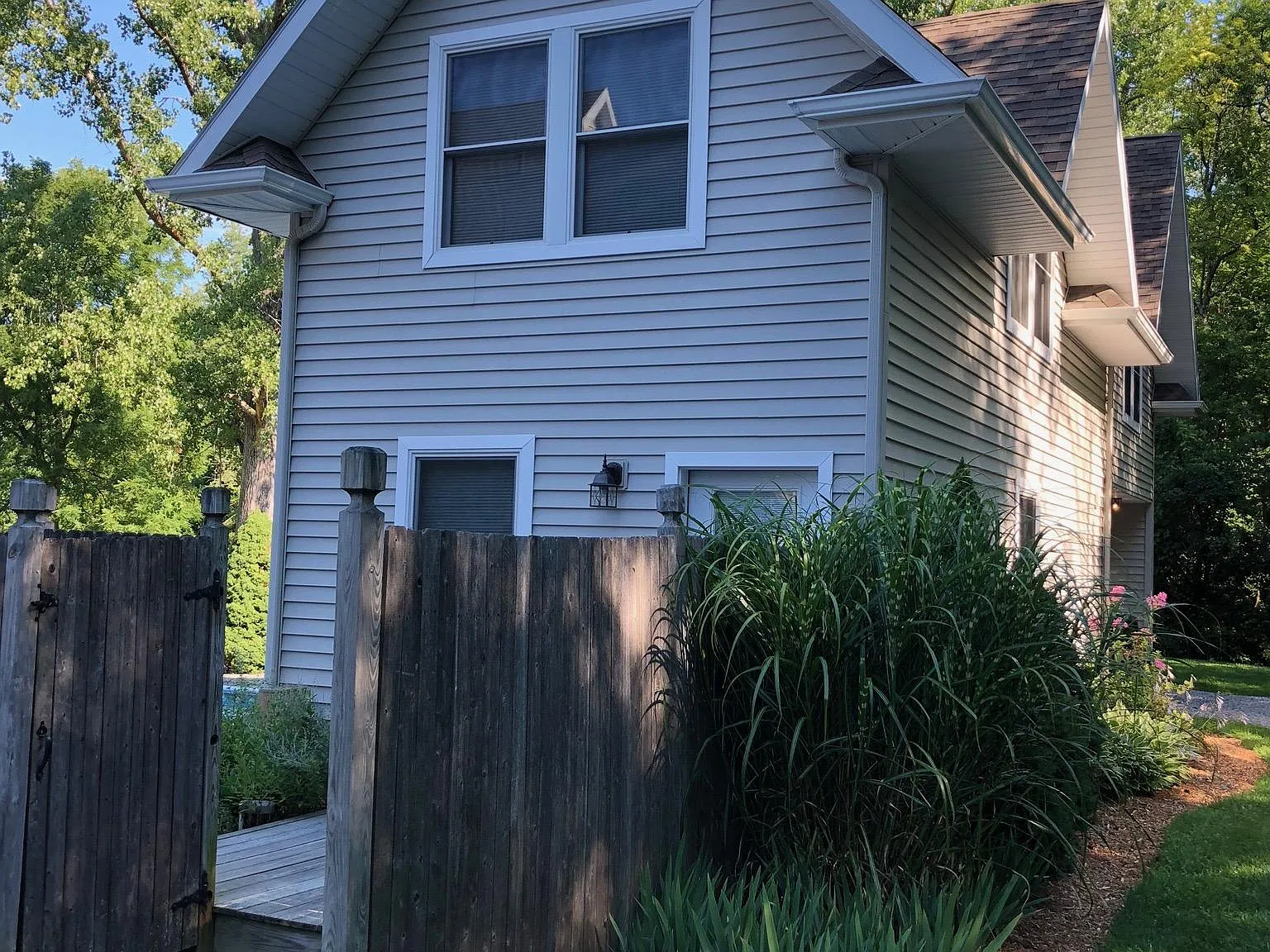 356 Clinton St — Photo 2