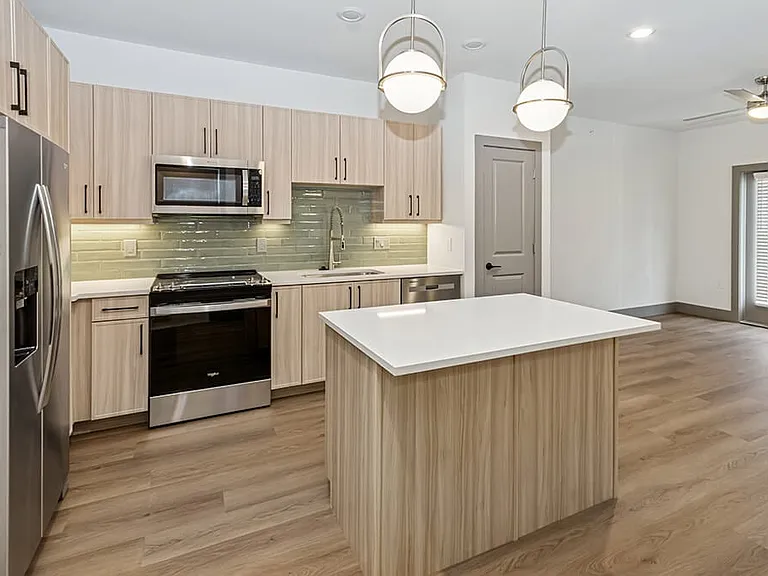 The Waylon Apartments & Townhomes — Photo 9