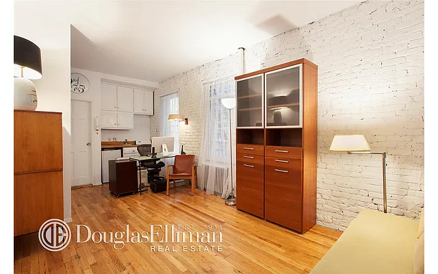 Sold by Douglas Elliman | media 8