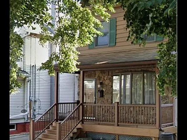 75 Lockhart St, Wilkes Barre, PA 18702