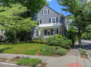 306 Olney St, Providence, RI 02906