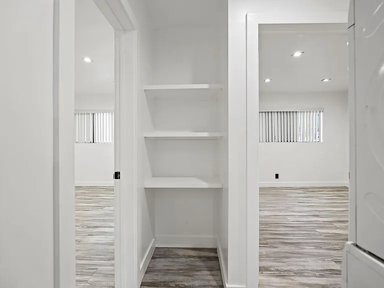 830 Bartlett St — Photo 21