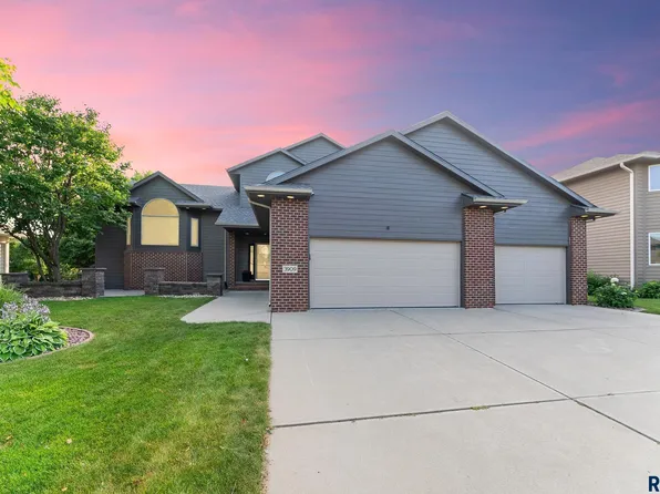 3909 S Pillsberry Ave, Sioux Falls, SD 57103