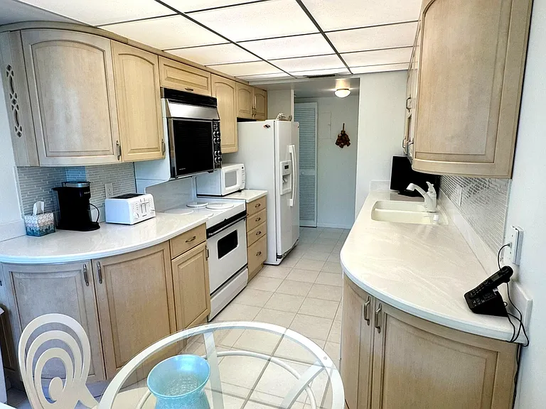 799 Jeffery St #4100 — Photo 7