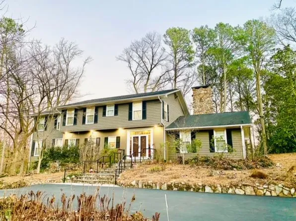 1903 Rena Ln, Dalton, GA 30720