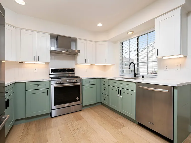 356 Meridian Dr — Photo 8