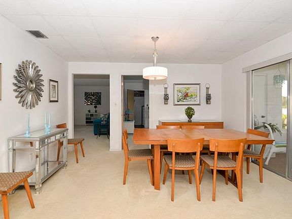5th image of 1895 Lake Spier Dr
