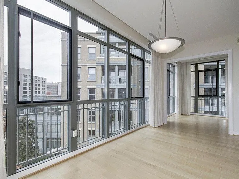 2425 L St NW #415 — Photo 3