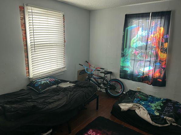 charleston-south-carolina-2082297296 picture