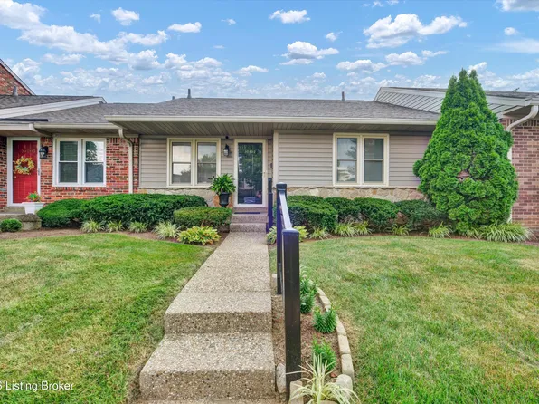 10402 Lakeshore Blf, Louisville, KY 40223