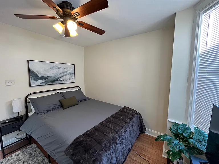 5507 Elmer St #5 — Photo 11